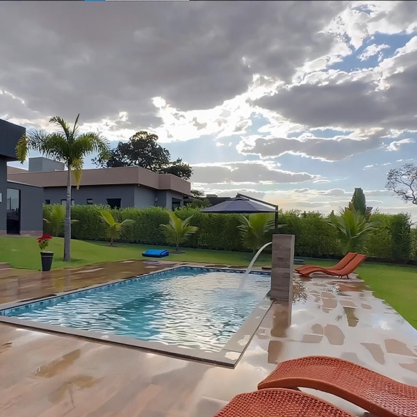 CHÁCARA 4 SUÍTES + COROLLA CROSS OU 995 MIL REAIS no PIX